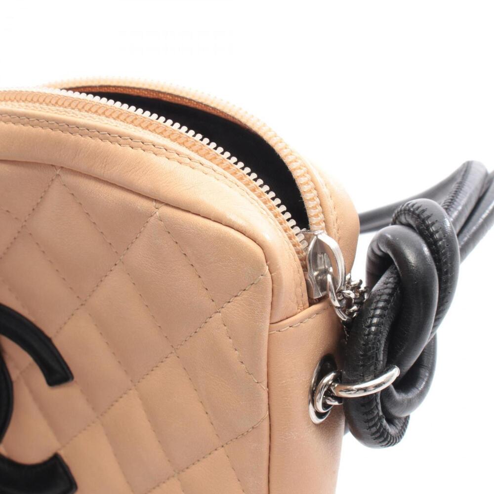 CHANEL Black Leather Shoulder Bag - Picture 8 of 9